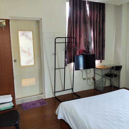 Caitlyn B&B Taitung Bagian luar foto