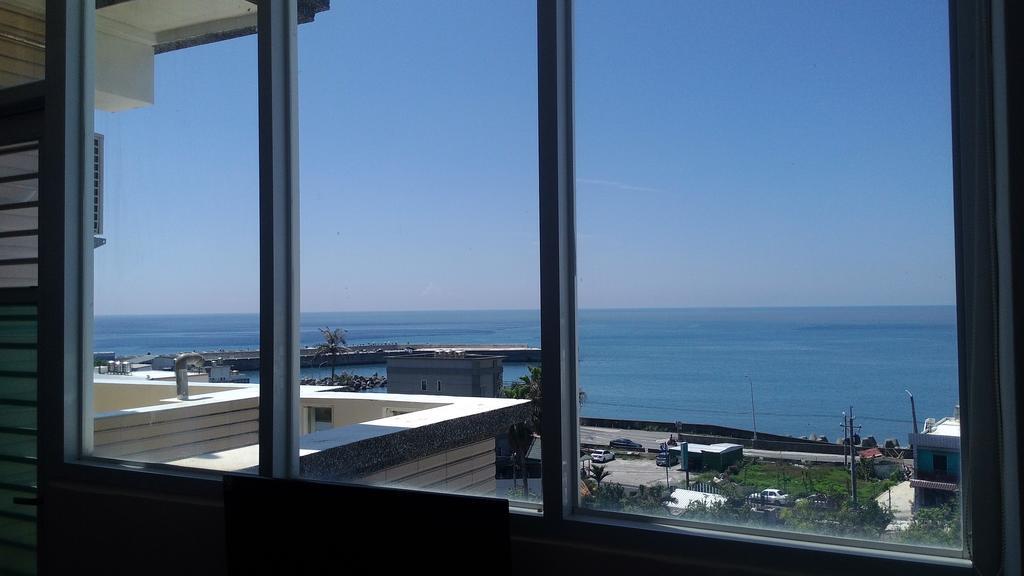 Caitlyn B&B Taitung Bagian luar foto
