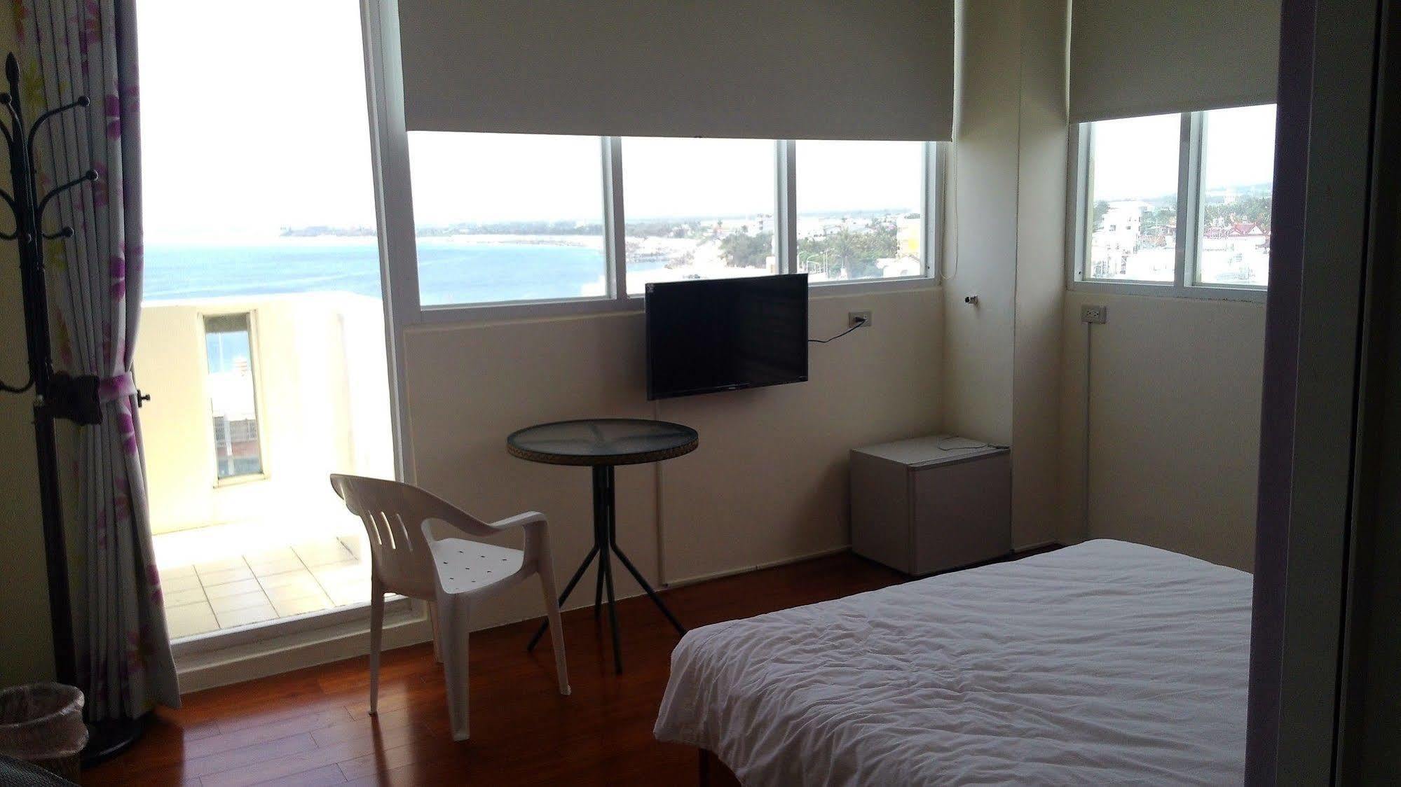 Caitlyn B&B Taitung Bagian luar foto